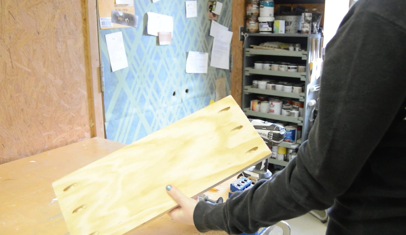 How to build a back-of-door shelf 3 - Wilkerdos on Bekob