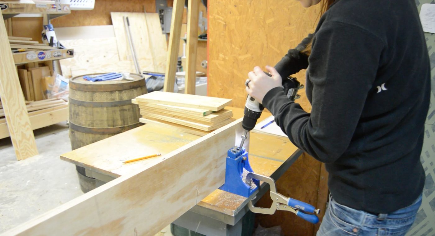 How to build a back-of-door shelf 4 - Wilkerdos on Bekob