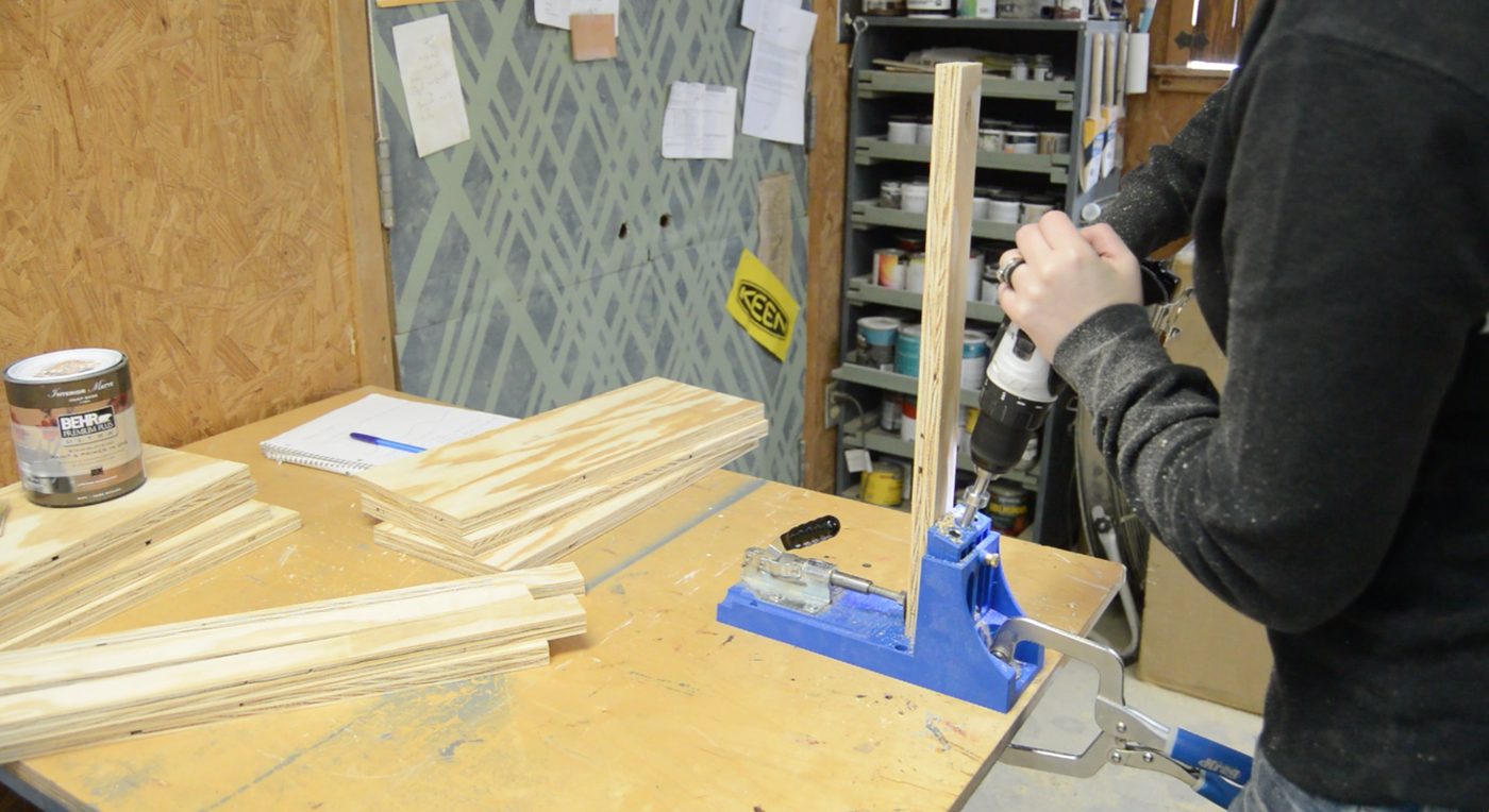 How to build a back-of-door shelf 5 - Wilkerdos on Bekob