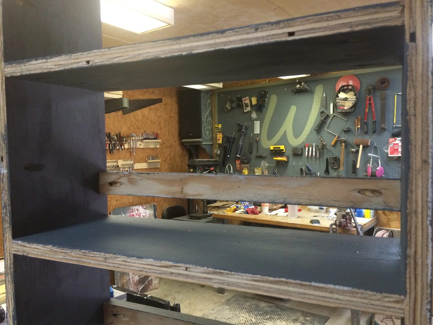 How to build a back-of-door shelf 13 - Wilkerdos on Bekob