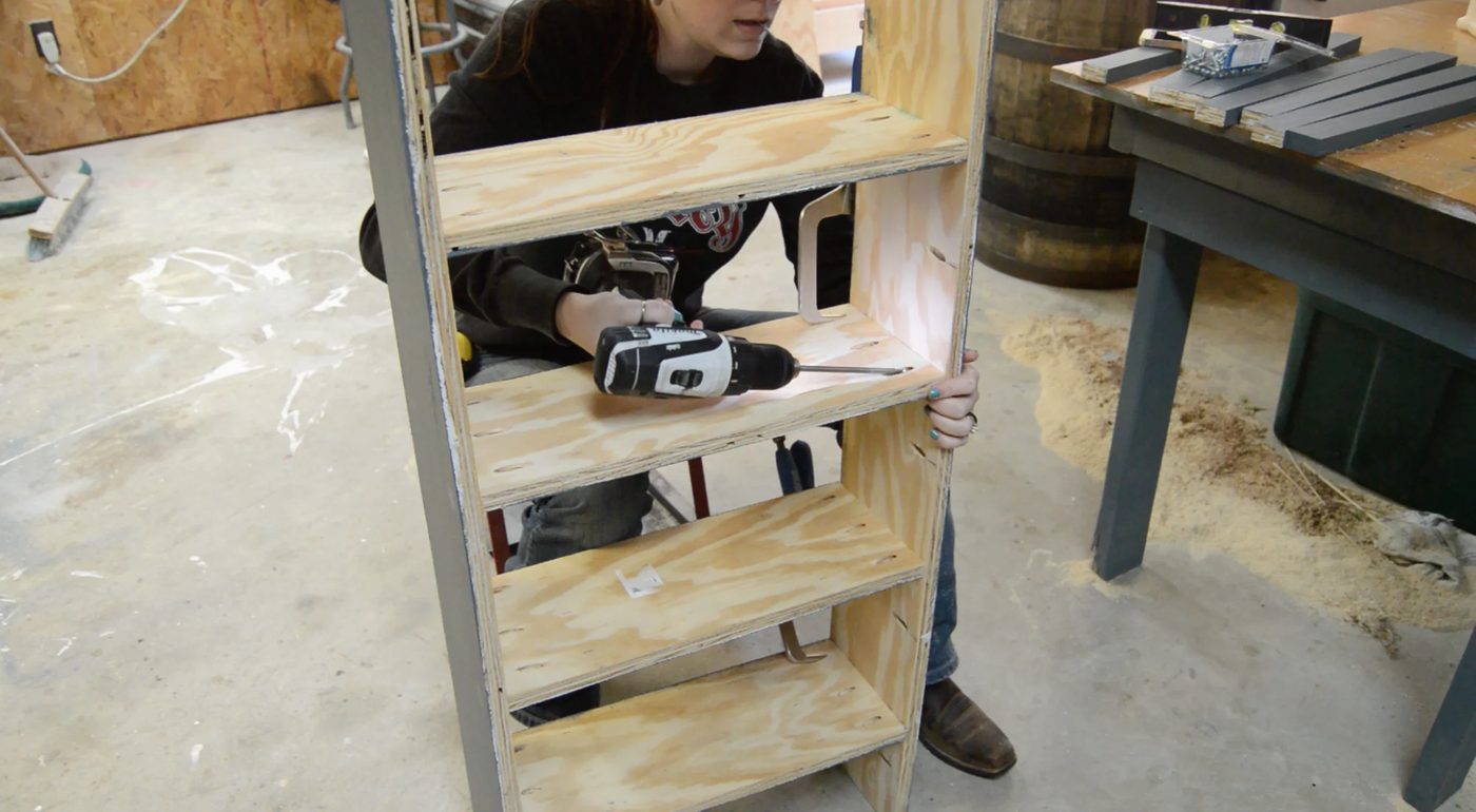 How to build a back-of-door shelf 11 - Wilkerdos on Bekob
