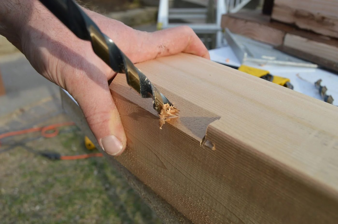 how to use anchors to make your own wooden table legs for a patio table