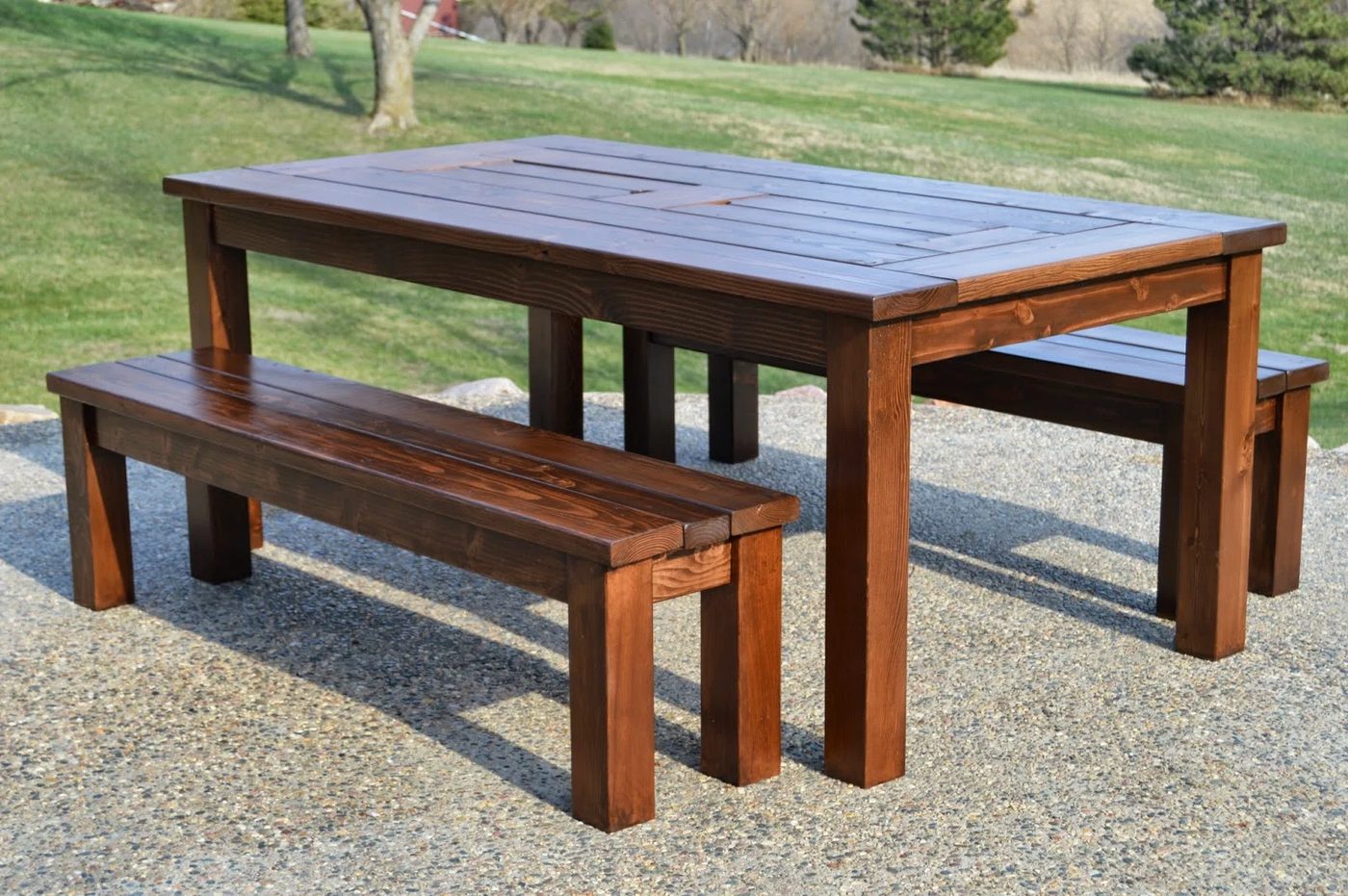 build a patio table with built-in drink cooler ice boxes, Kruse's Workshop on Bekob