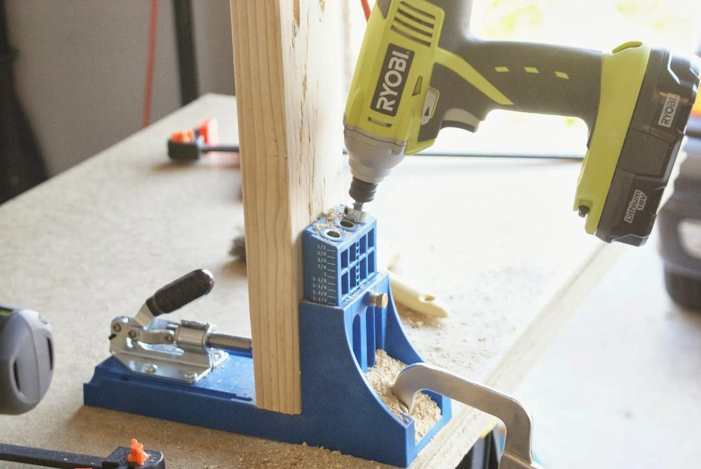 kreg-jig to build workbench and pegboard tool cabinet, featured on Bekob.com