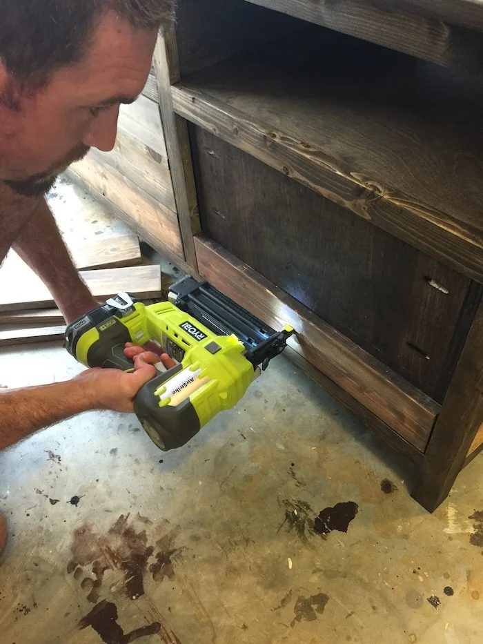 Handmade Printmakers Media Console Plans - Step 12