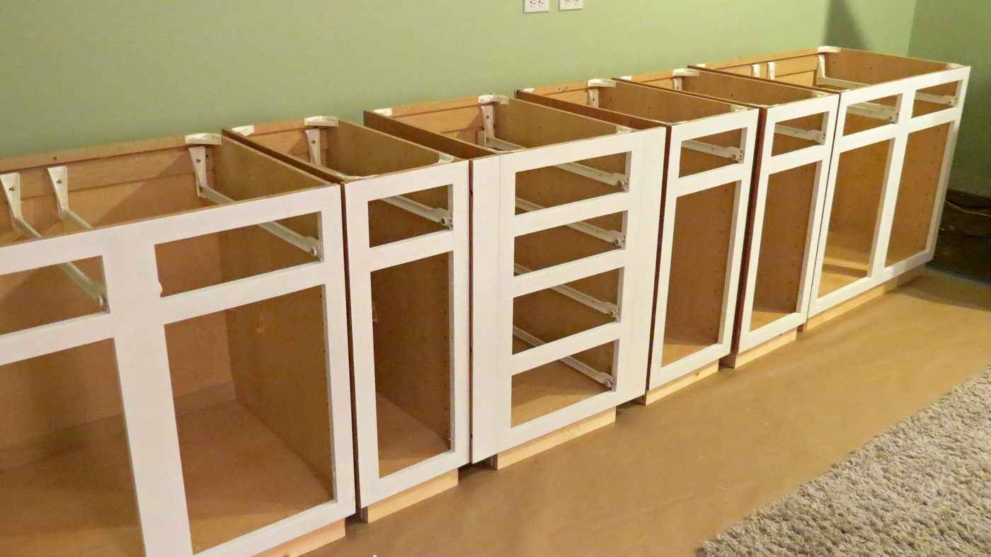 paint built-in desk cabinets white, Home Is Where My Heart Is featured on Bekob