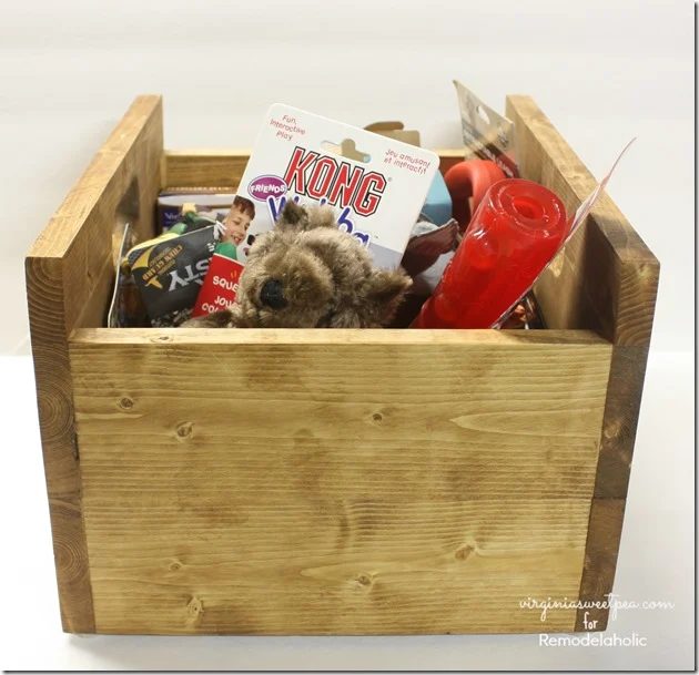 Building a Wood Storage Crate by Virginia Sweet Pea featured on @Bekob