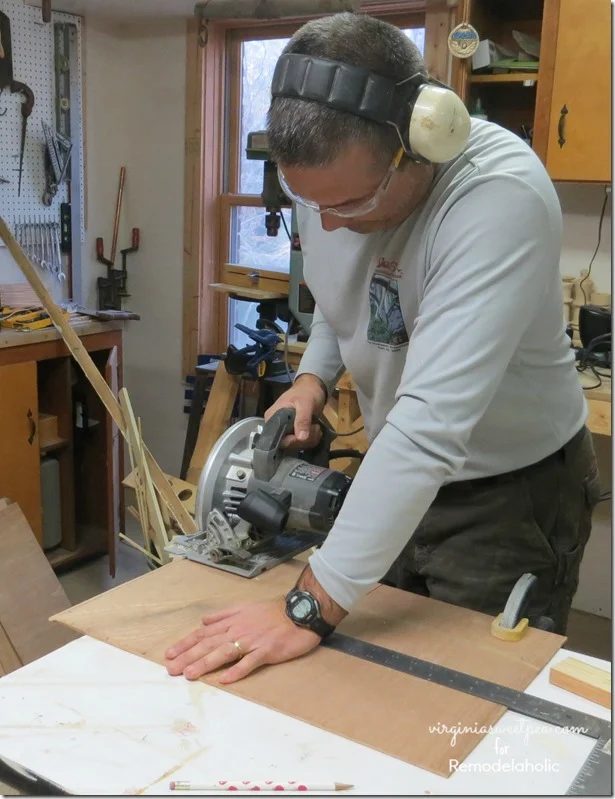 How to Build a Wood Storage Box by Virginia Sweet Pea featured on @Bekob
