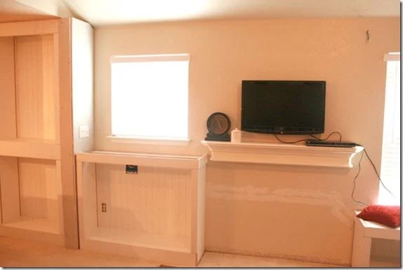 Built-in-storage-project-for-family-room (59)