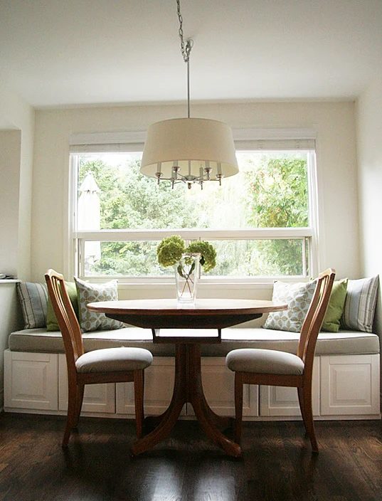window seat banquette bench, Aubrey and Lindsay