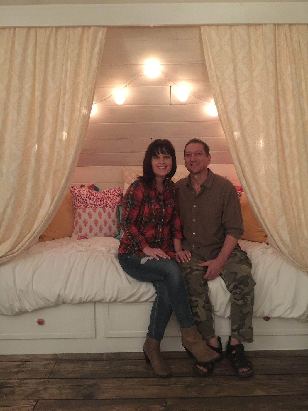 Handmade built-in bed nook walkthrough, Debi @Bekob (7)