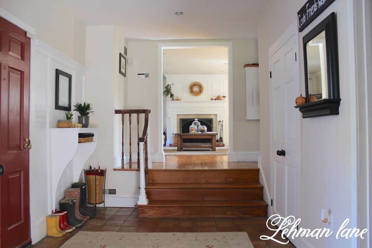 Foyer / Entryway Table