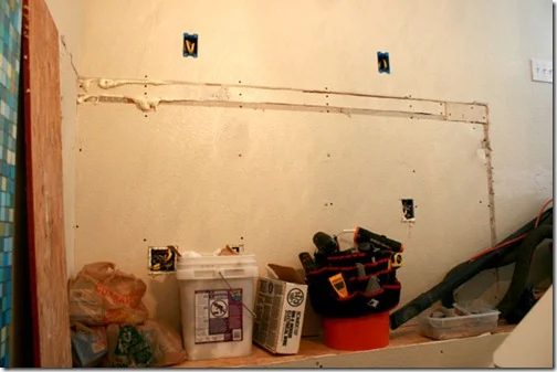 Built-in-storage-project-for-family-room (31)