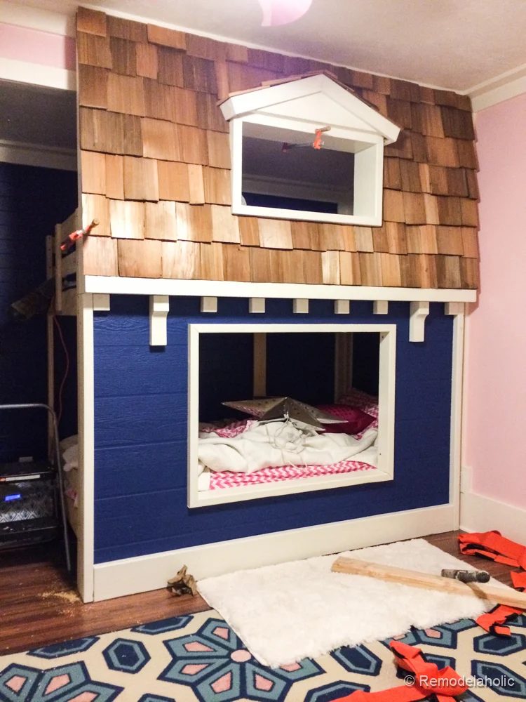 how to build a Bunk bed playhouse walkthrough (26 of 40)