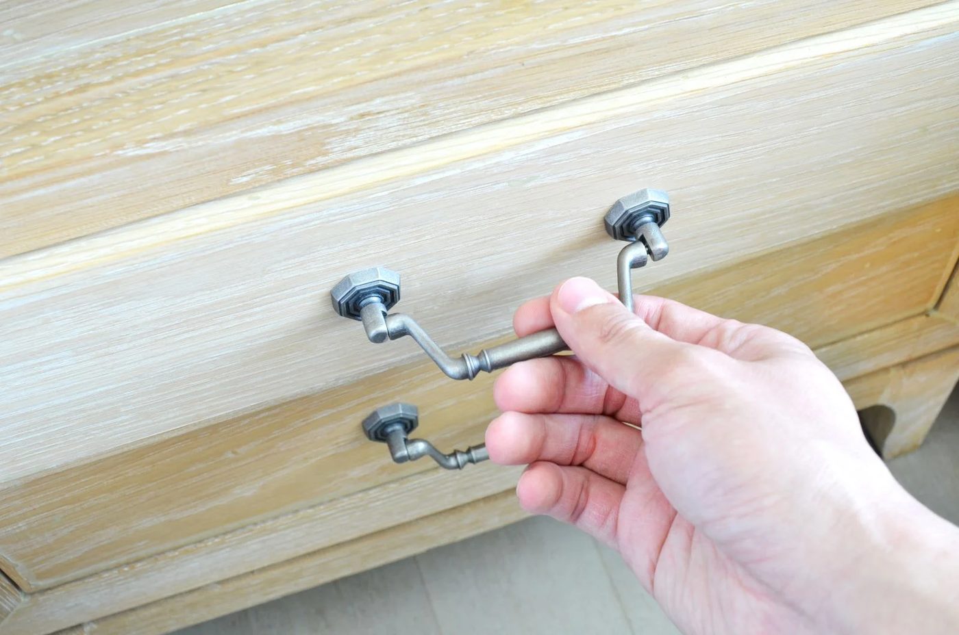 Pull Out Cabinet