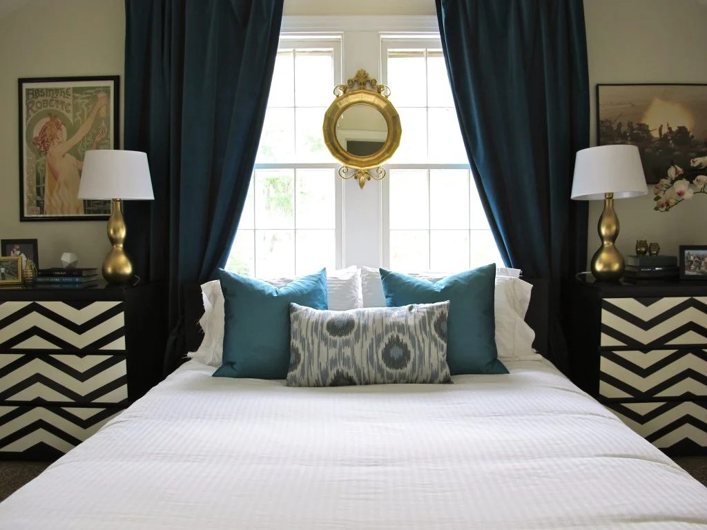 symmetrical bedroom, how to be a heroine