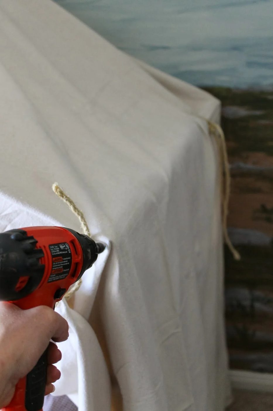 use screws to attach canvas to dowels for indoor camping tent bed, The Ragged Wren on Bekob