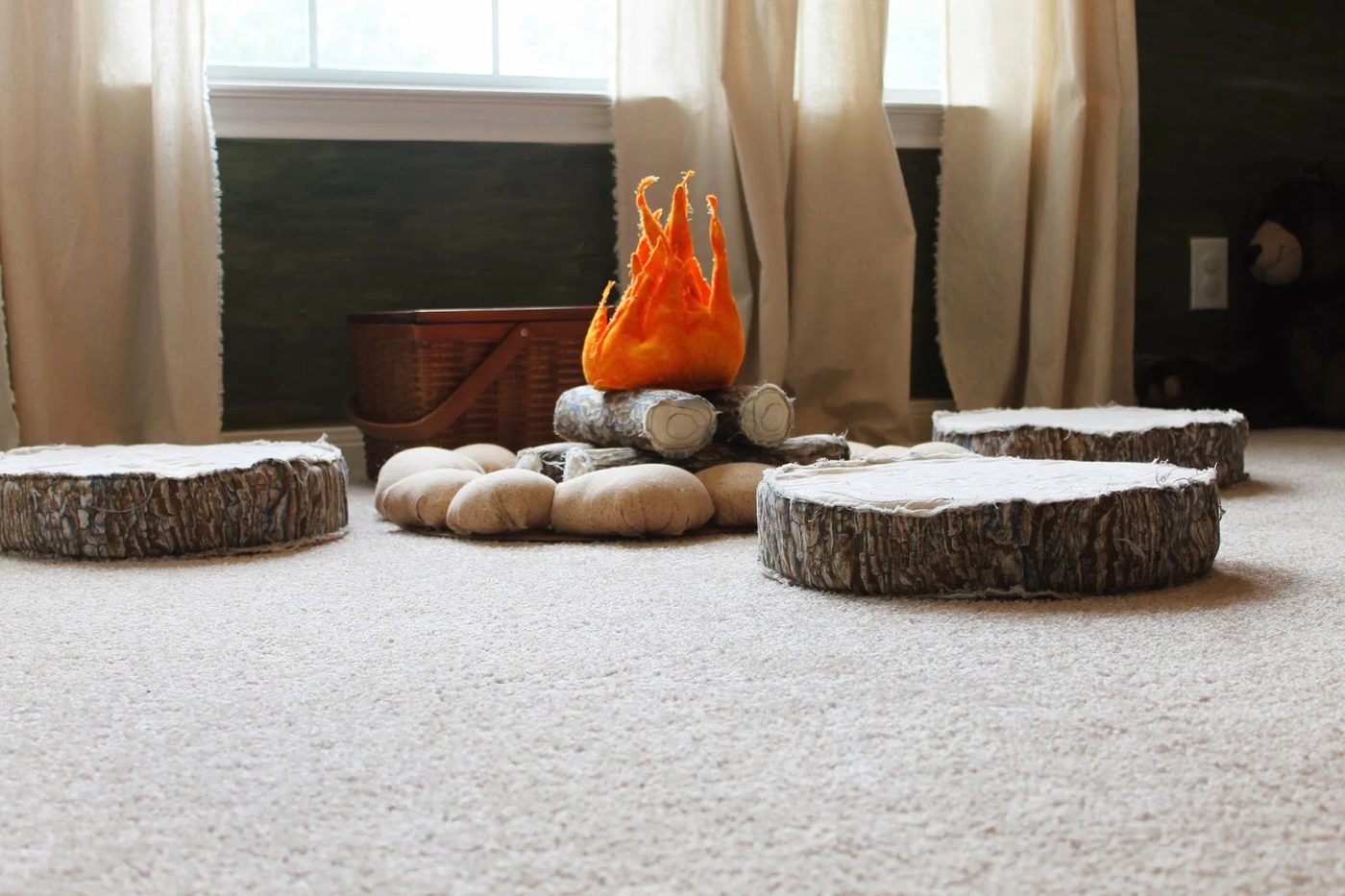 play campfire for kids, The Ragged Wren on Bekob