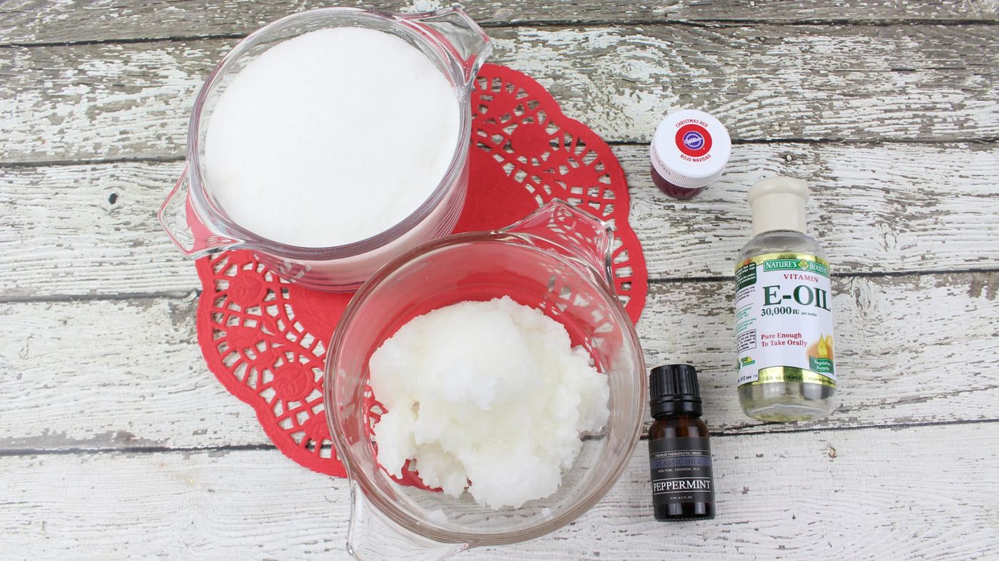 A Fun, Festive Beauty Gift For Christmas. Candy Cane Sugar Scrub Recipe Via Bekob.com