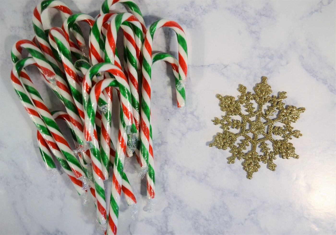 Materials for a vivid candy cane wreath