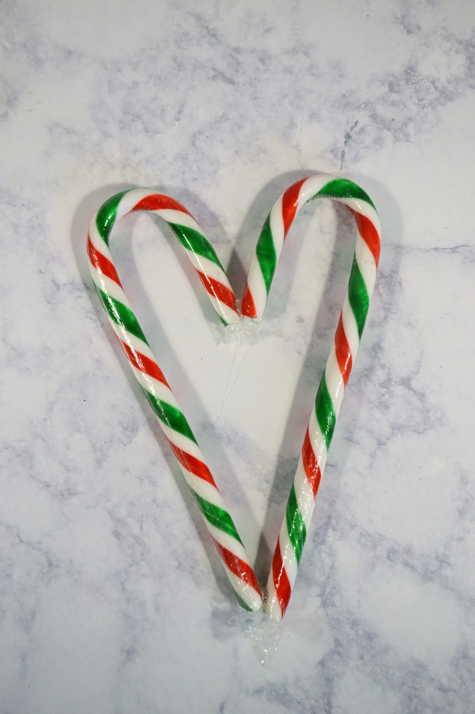 Make an adorable candy cane wreath for Christmas
