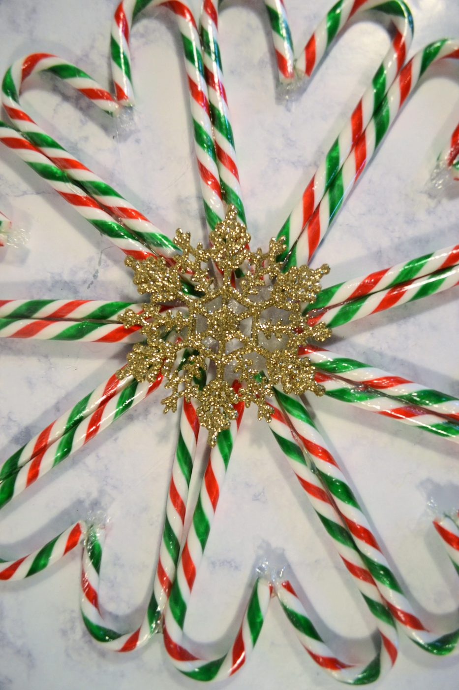 Candy cane wreath with a snowflake