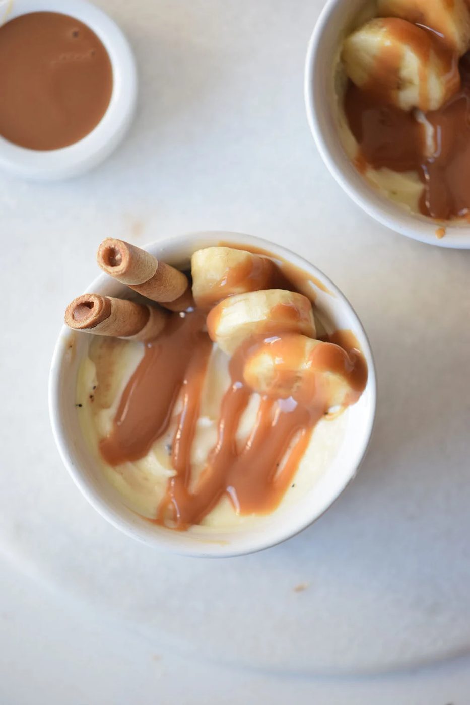 This recipe is simply delicious! Find out how to make this yummy Caramel Banana Pudding Recipe via Bekob.com