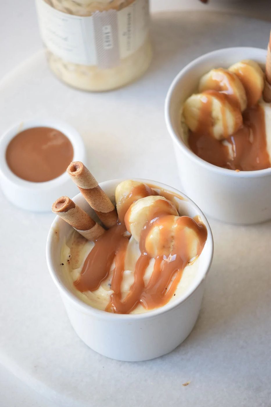 This recipe is simply delicious! Find out how to make this yummy Caramel Banana Pudding Recipe via Bekob.com