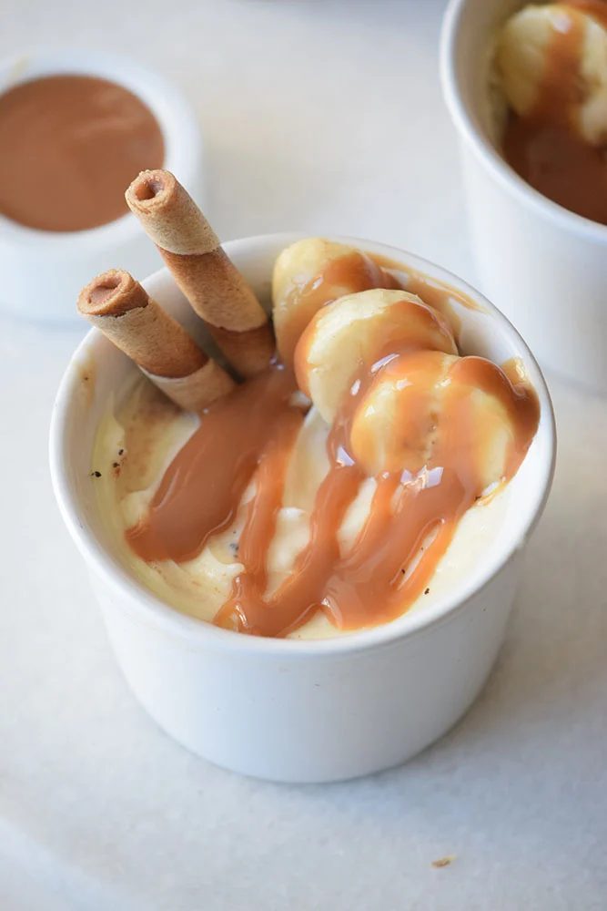 This recipe is simply delicious! Find out how to make this yummy Caramel Banana Pudding Recipe via Bekob.com