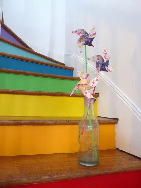 rainbow and wood stairs, La Bellette Rose on Bekob