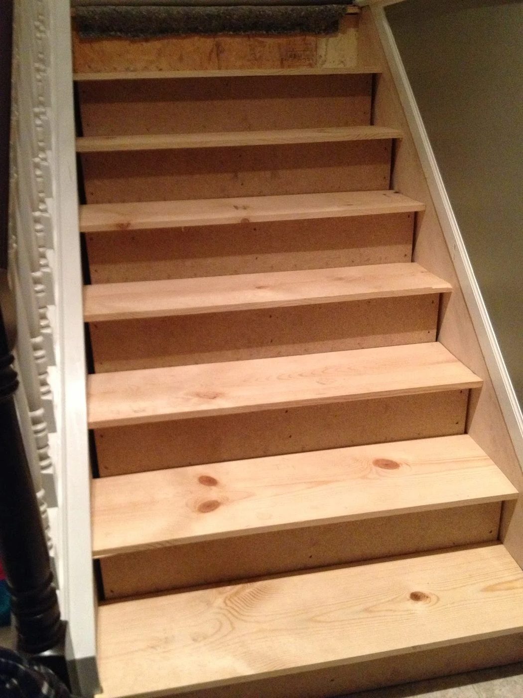 cut a stair skirt and fit the new stair treads, The Serene Swede on Bekob