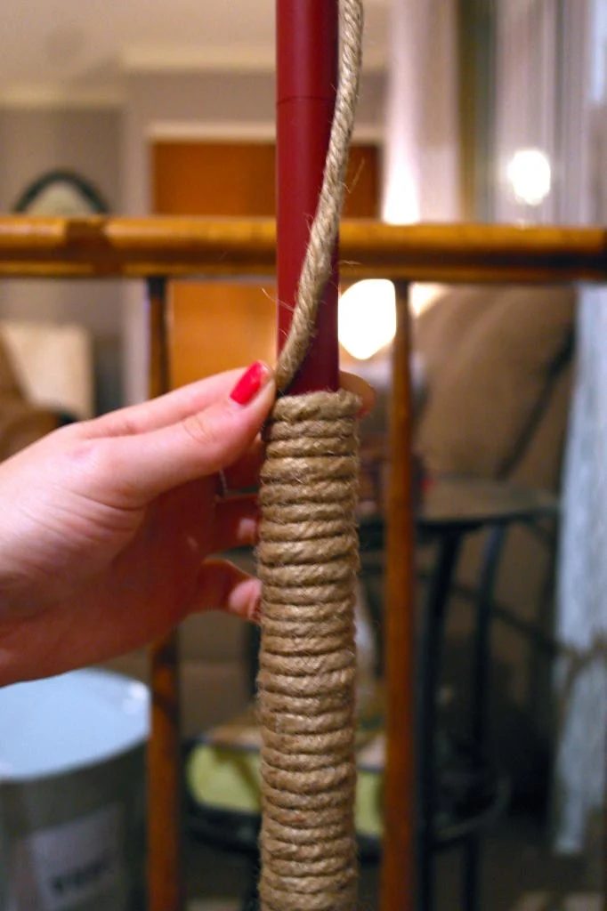 wrap an old floor lamp with jute hemp twine, Sypsie Designs featured on Bekob