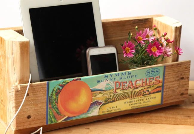 pallet-charging-station-apieceofrainbowblog (5)