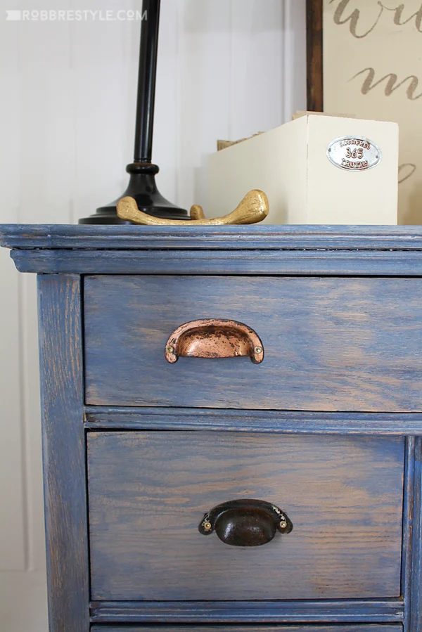 soft blue paint-stained nightstand by Robb Restyle
