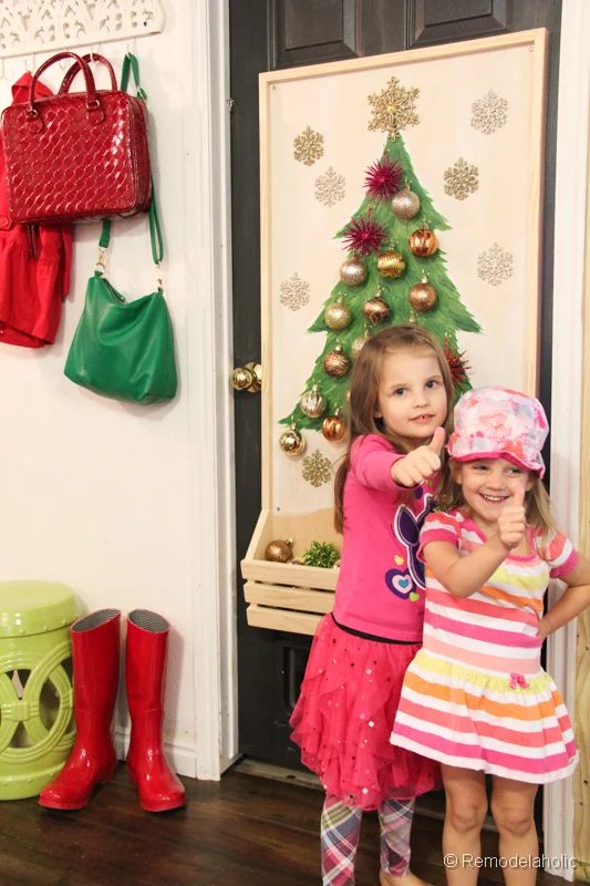 Chrsitmas Tree advent calendar with hooks-26