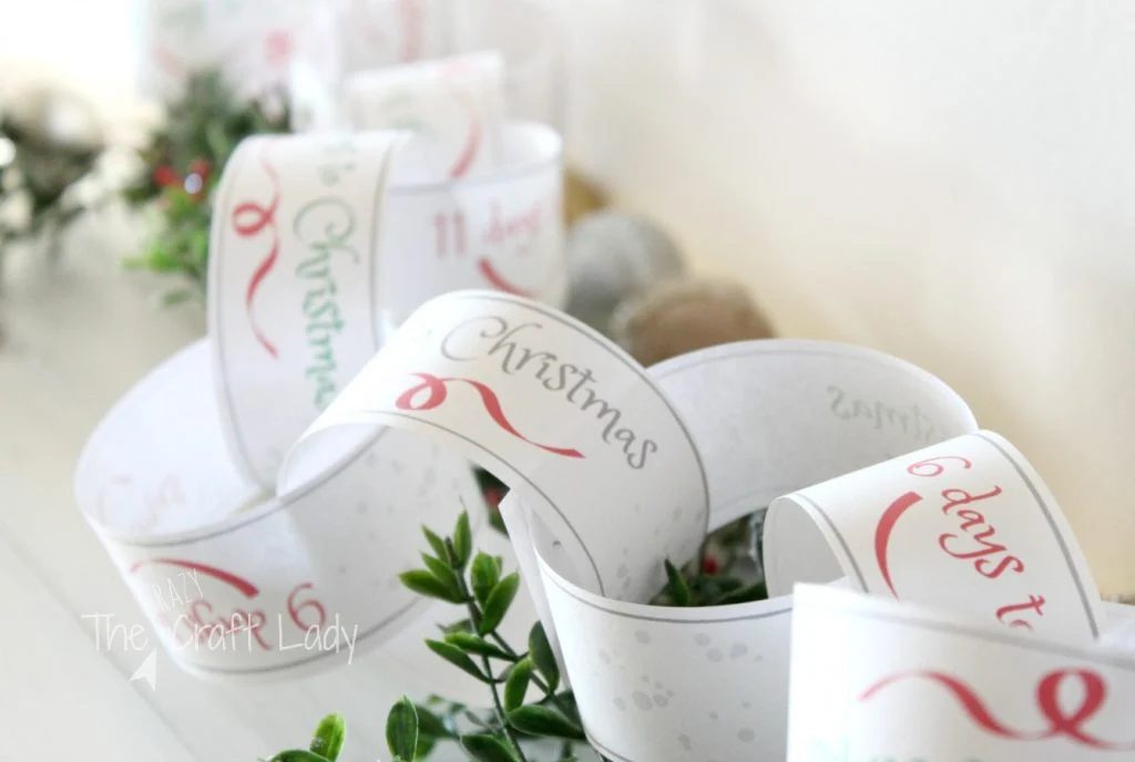 It’s the Christmas Countdown! 30+ Charming Advent Calendars to Make or Buy
