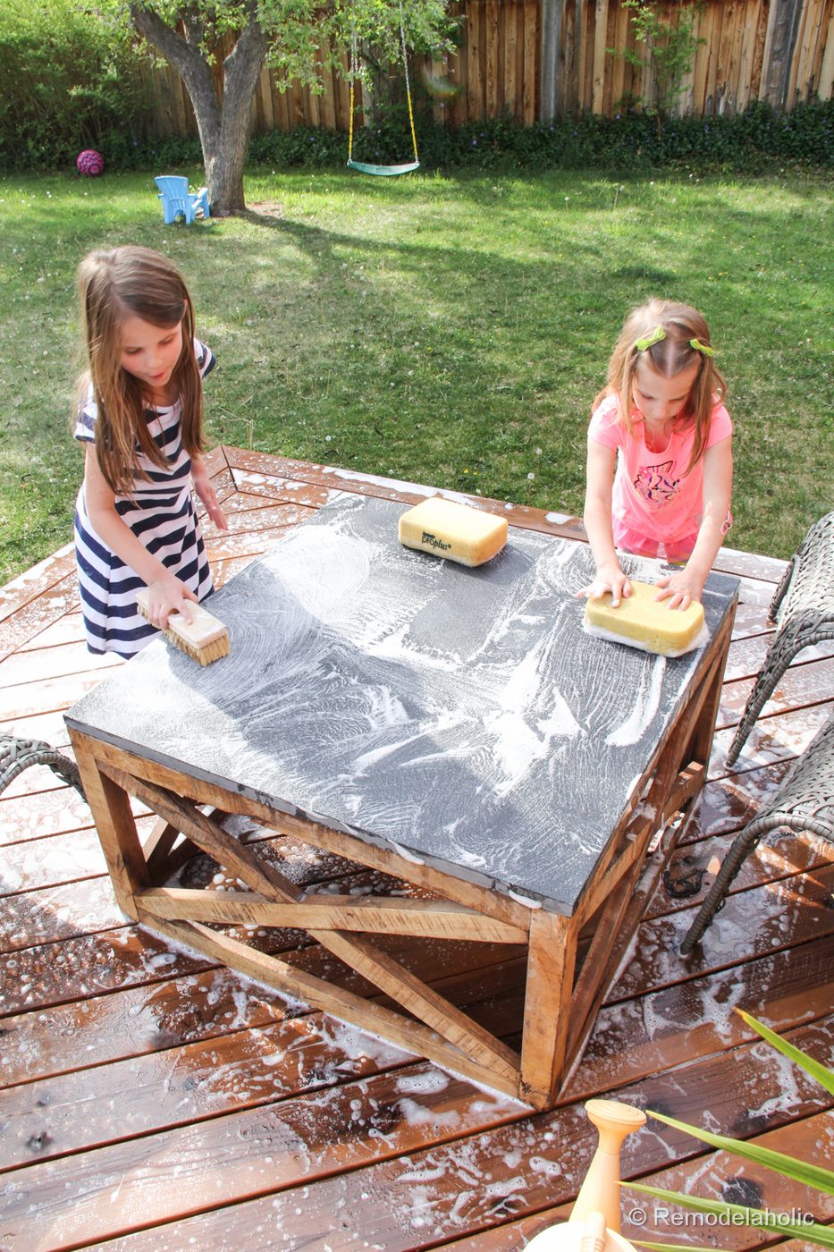 Cleaning with Scotts Outdoor Oxiclean cleaner (17 of 30)