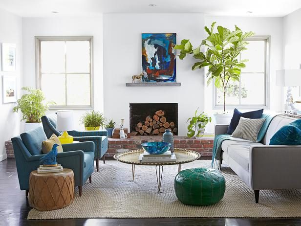 blue casual living room, Emily Henderson on HGTV
