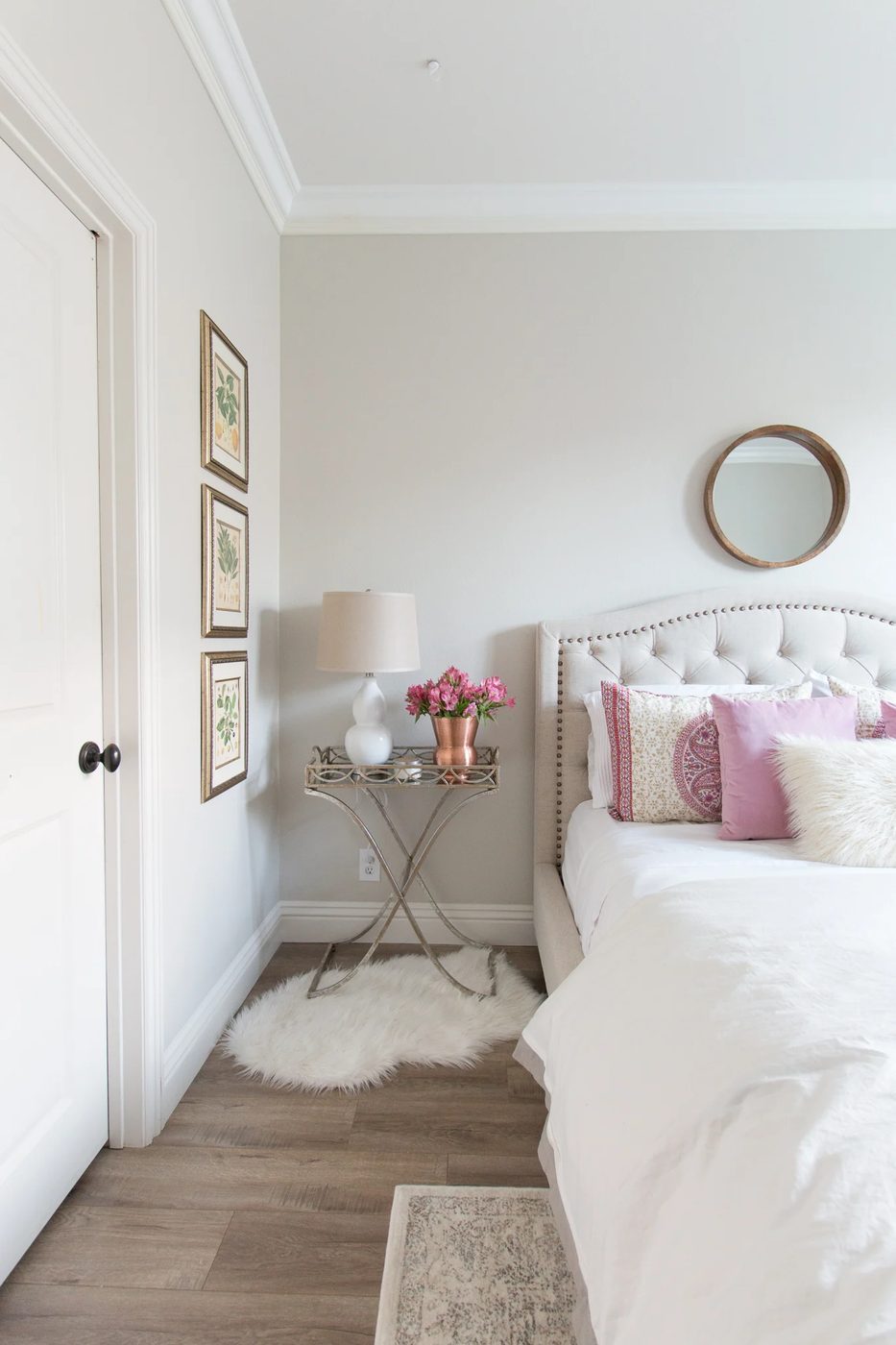 Wall color is Pale Oak Benjamin Moore.