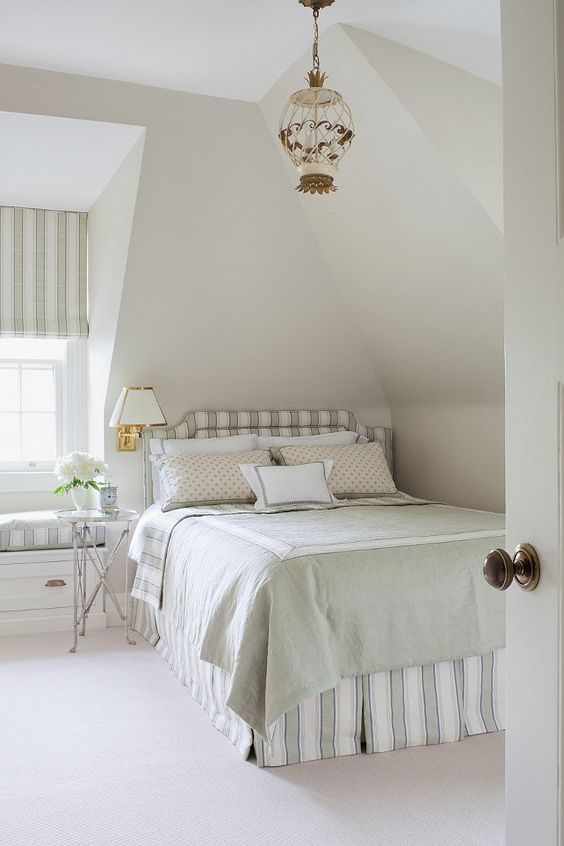 Wall color is Pale Oak Benjamin Moore.