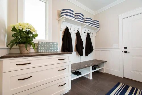 Wall color is Pale Oak by Benjamin Moore. Color Spotlight on Bekob