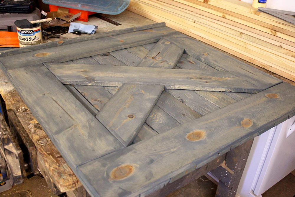 color washing paint technique, wood grain still shows, barn door (1)