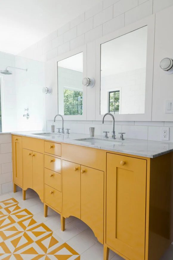 25 Inspiring and Colorful Bathroom Vanities via @tipsholic #bathroom #vanity #colorful #colors #homedecor