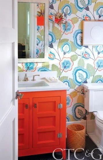 25 Inspiring and Colorful Bathroom Vanities via @tipsholic #bathroom #vanity #colorful #colors #homedecor