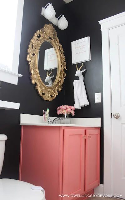 25 Inspiring and Colorful Bathroom Vanities via @tipsholic #bathroom #vanity #colorful #colors #homedecor