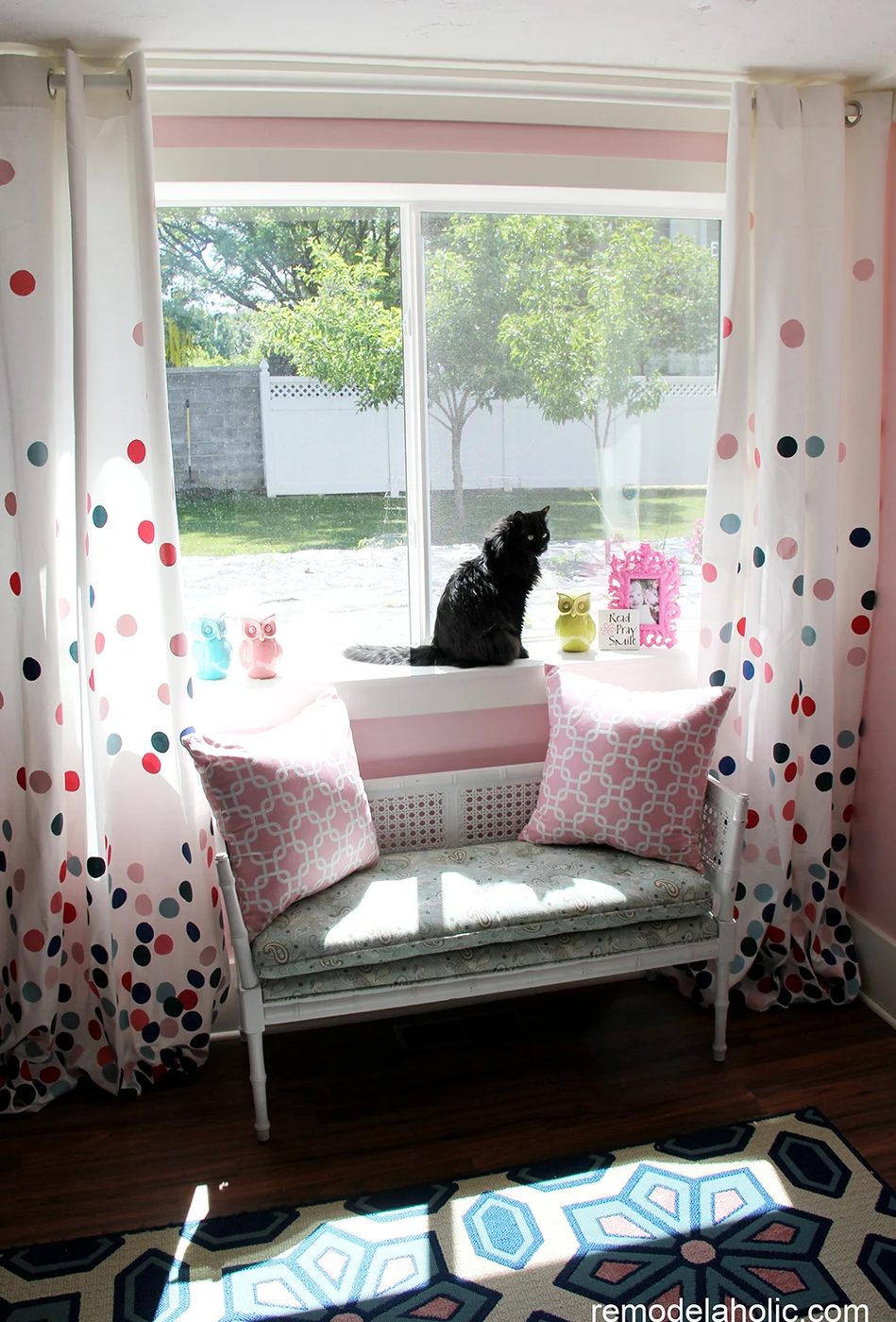 Girls pink and navy bedroom decorations (14)