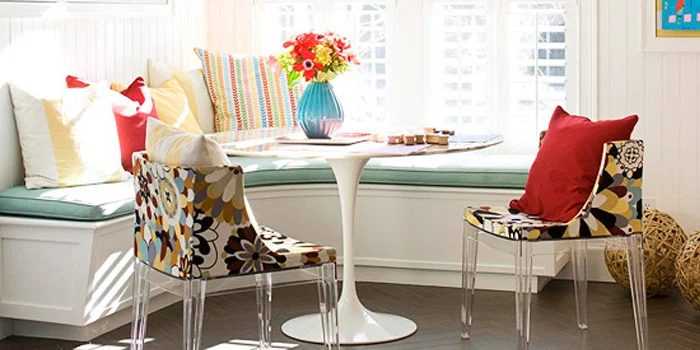 Get This Look: Art Gallery Corner Banquette
