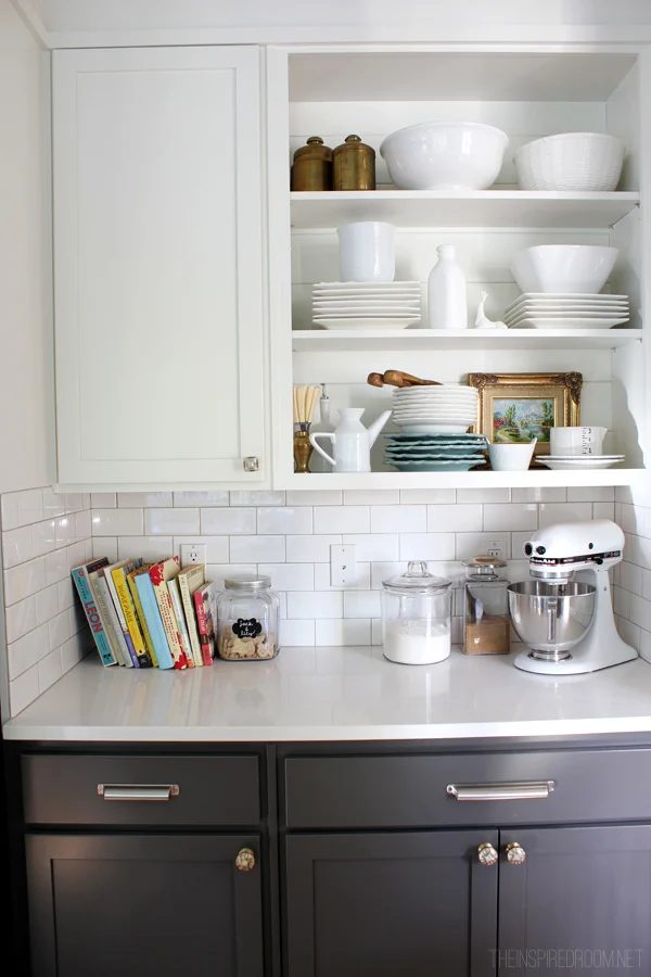 open-shelves-for-dishes