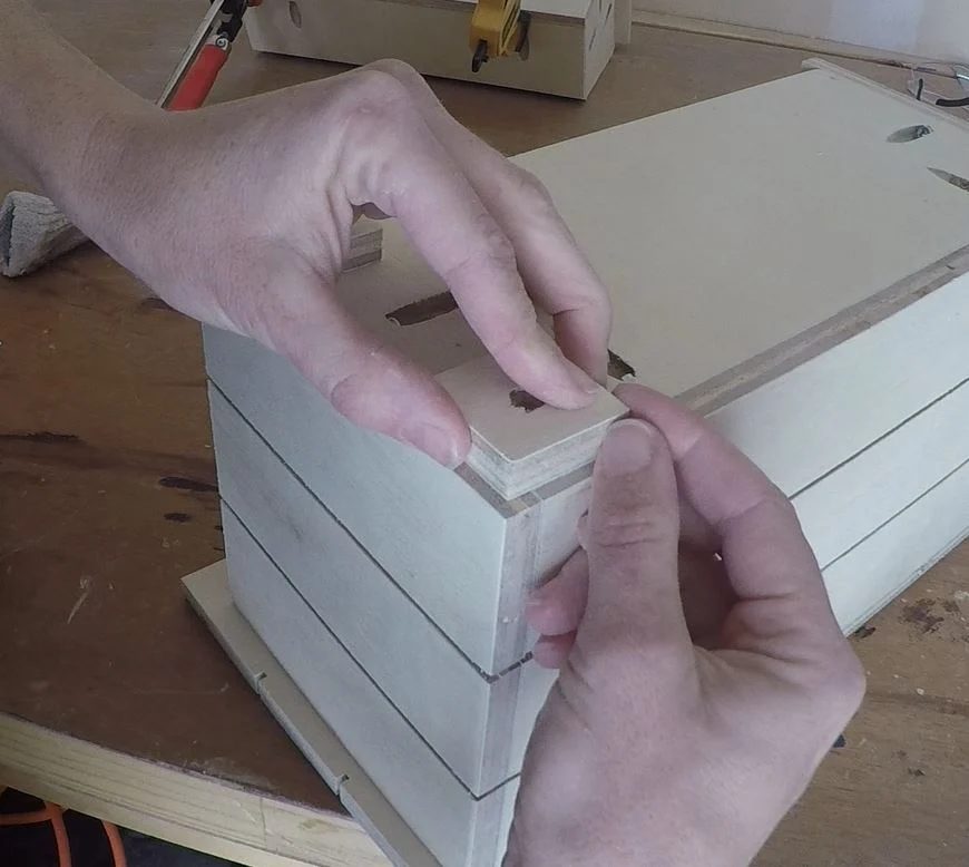 Bekob Spice Cupboard Assemble (42a)