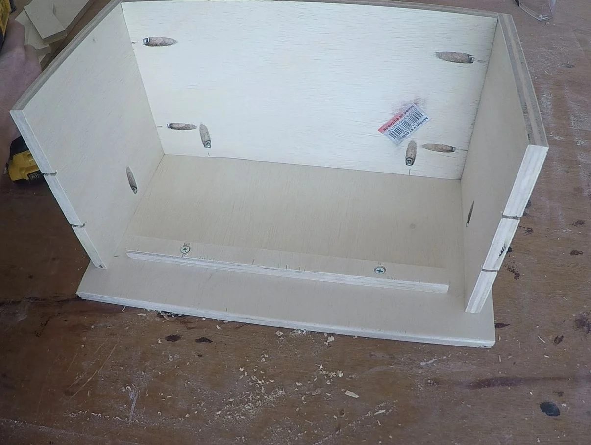 Bekob Spice Cupboard Assemble (35)